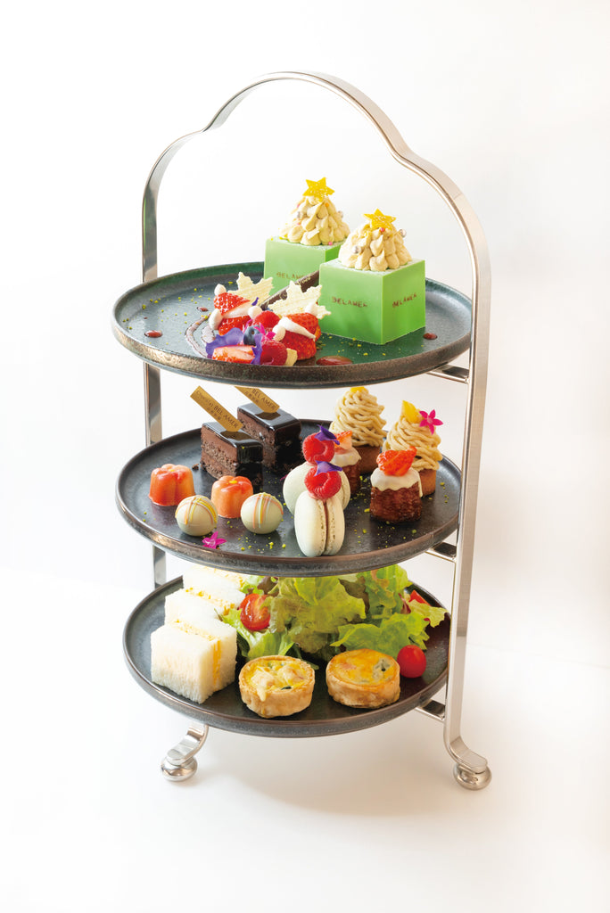 京都で味わう、晩秋から冬への贈りもの。「ベルアメール京都別邸」のショコラバーに、柚子や苺、栗を使った季節限定デセールや、クリスマスを彩るアフタヌーンティー、パフェが登場。